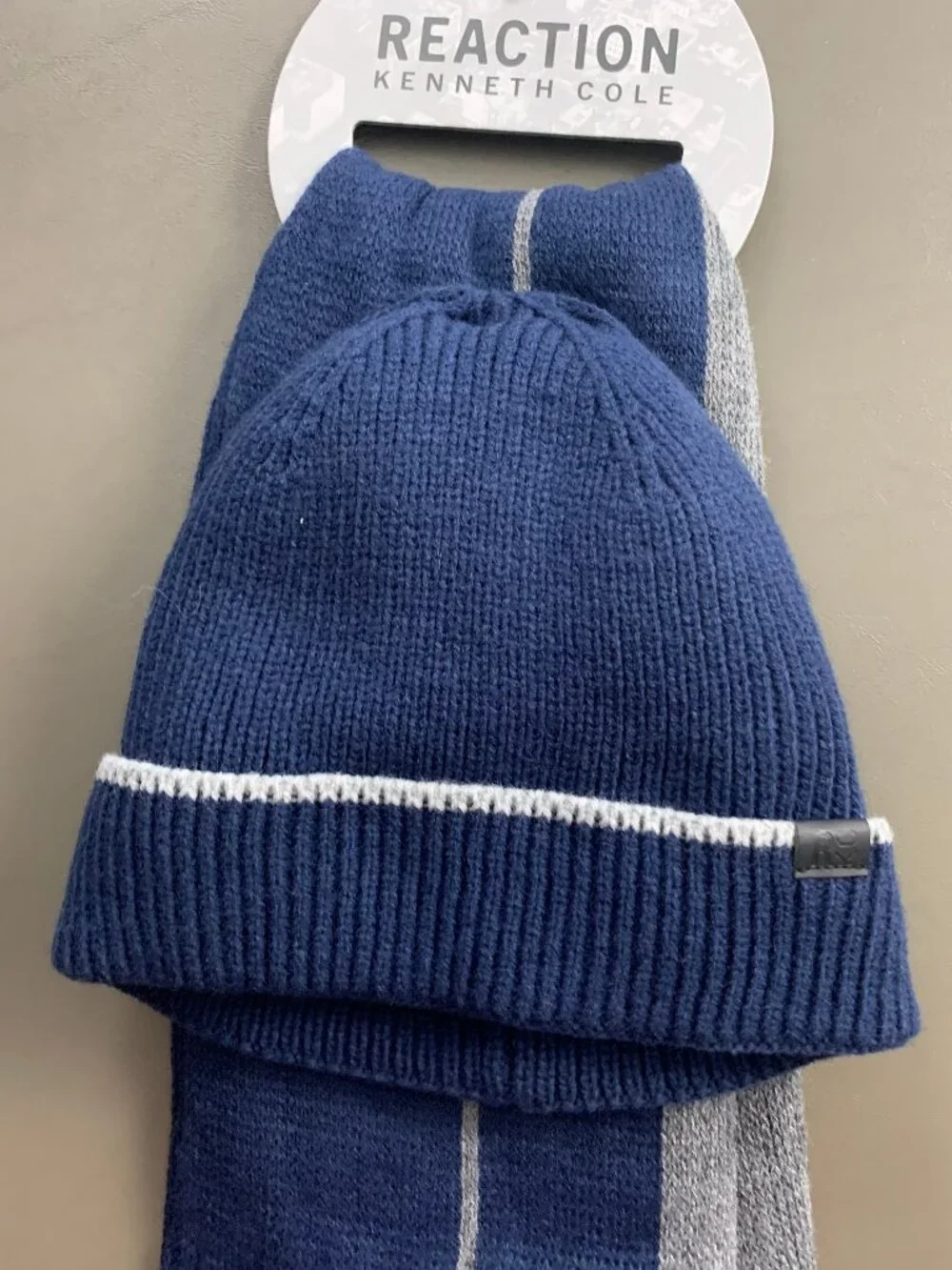 Kenneth Cole Reaction Men's 2-Piece Knit Beanie Hat and Scarf Set, Blue Gray